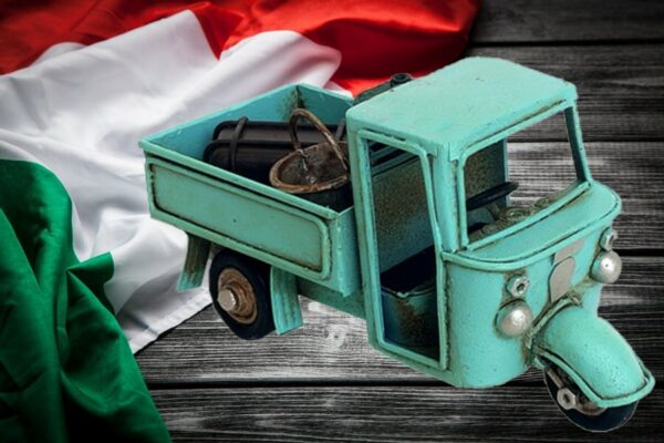 modellino tipo piaggio apecar vintage vendibile anche singolarmente misure cm 11.5x4.5x6 in resina e metallo Bazaritalia Dal 2004 al servizio del cliente…fornitura gadget e souvenir personalizzati per negozianti