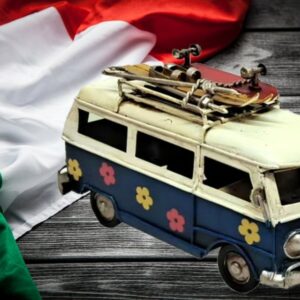 pulmino Hippies tipo Volkswagen in resina e metallo blu vendibile anche singolarmente misure cm 17x7.5x10 Bazaritalia Dal 2004 al servizio del cliente…fornitura gadget e souvenir personalizzati per negozianti