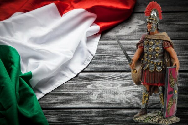 legionario romano con spada cm15 in resina con finiture dipinte a mano acquistabile anche singolarmente Bazaritalia al servizio del cliente fornitura gadget